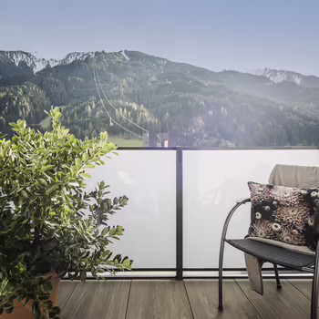 Sky Loft SILBER - Balkon ostseitig mit Blick zur Ahornbahn